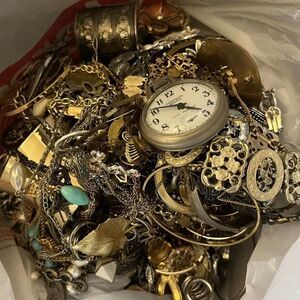 2 LB Vintage jewelry lot~ mostly wearable, gold, silver, and more